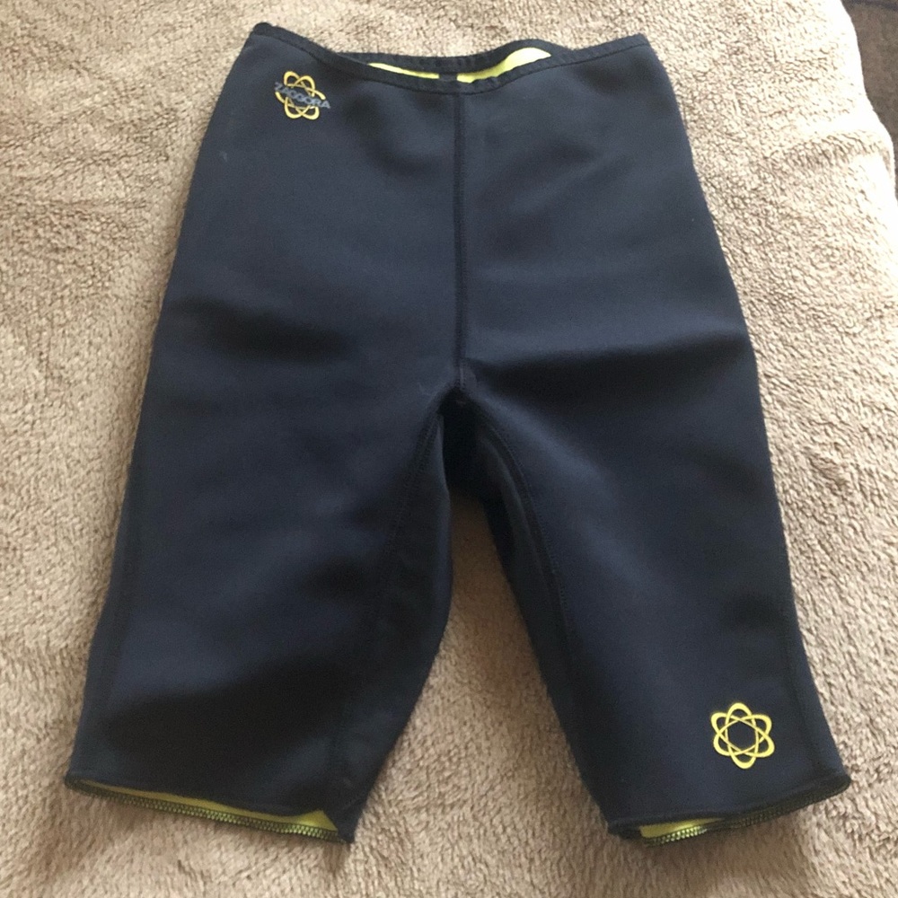 Zaggora hot pants shorts !Like new,newest version